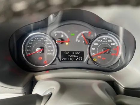 FIAT Grand Siena 1.6 16V 4P FLEX ESSENCE DUALOGIC AUTOMATIZADO, Foto 19