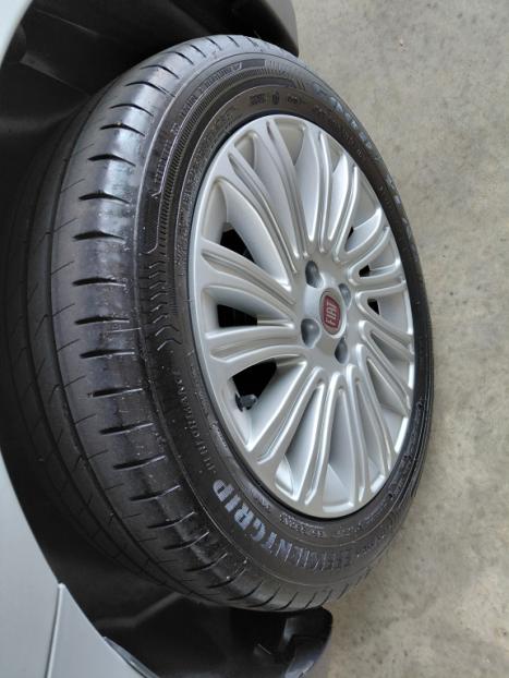 FIAT Grand Siena 1.6 16V 4P ESSENCE FLEX, Foto 9