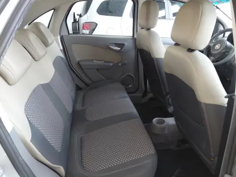 FIAT Grand Siena 1.6 16V 4P ESSENCE FLEX, Foto 16