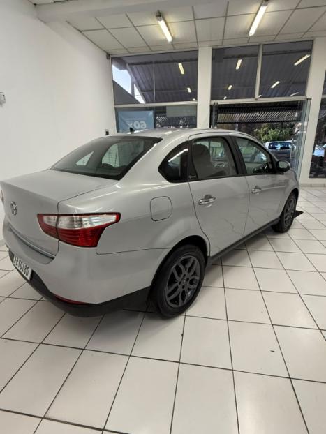 FIAT Grand Siena 1.6 16V 4P FLEX ESSENCE DUALOGIC AUTOMATIZADO, Foto 5