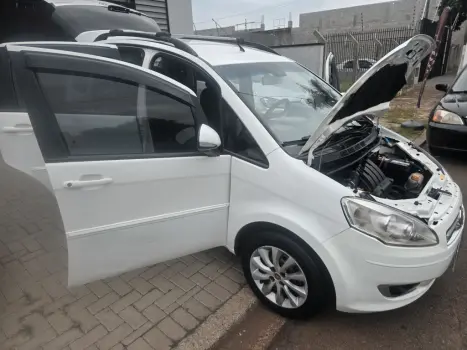 FIAT Idea 1.4 4P ATTRACTIVE FLEX, Foto 1