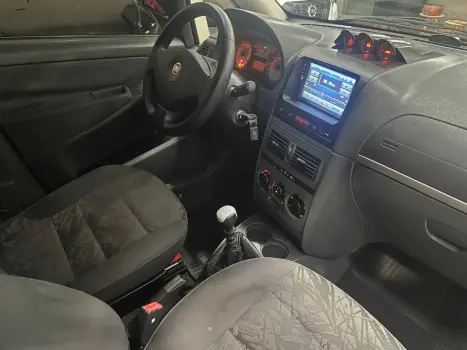 FIAT Idea 1.8 16V 4P ADVENTURE FLEX LOCKER, Foto 9
