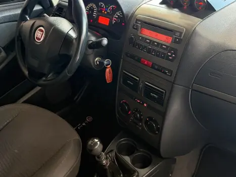 FIAT Idea 1.8 16V 4P ADVENTURE FLEX, Foto 13