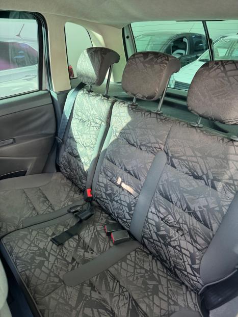 FIAT Idea 1.8 16V 4P ADVENTURE FLEX, Foto 7