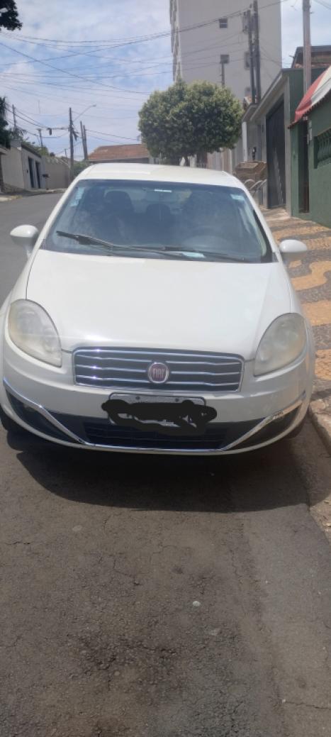 FIAT Linea 1.8 16V 4P FLEX ESSENCE DUALOGIC AUTOMATIZADO, Foto 1