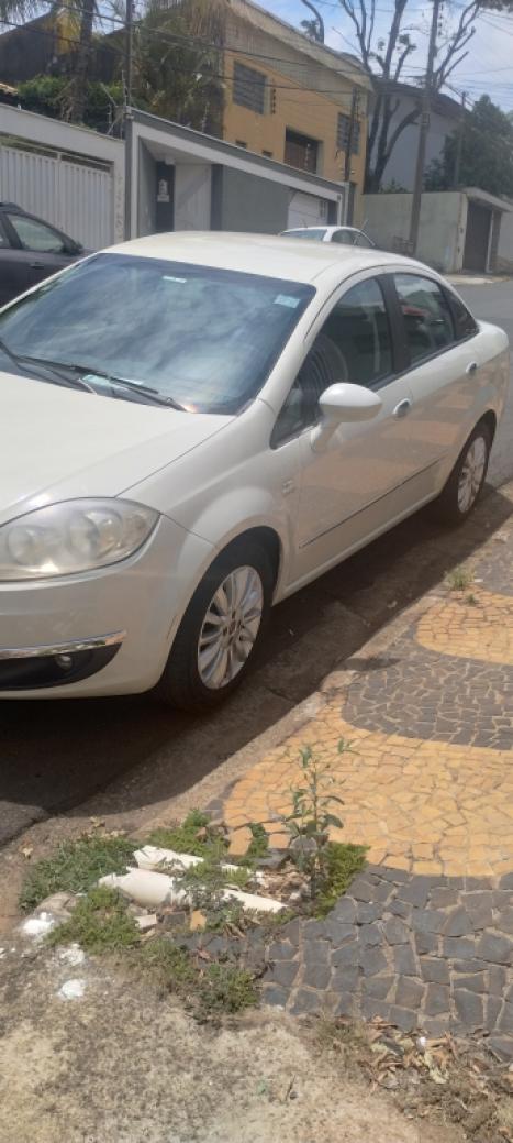 FIAT Linea 1.8 16V 4P FLEX ESSENCE DUALOGIC AUTOMATIZADO, Foto 4