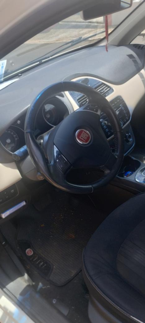 FIAT Linea 1.8 16V 4P FLEX ESSENCE DUALOGIC AUTOMATIZADO, Foto 7