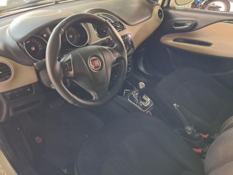 FIAT Linea 1.8 16V 4P FLEX ESSENCE DUALOGIC AUTOMATIZADO, Foto 3