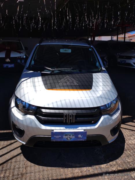 FIAT Mobi 1.0 4P FLEX EVO TREKKING, Foto 2
