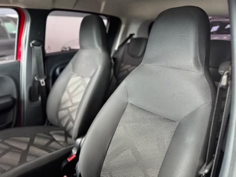 FIAT Mobi 1.0 4P FLEX DRIVE FIRE FLY, Foto 8 FIAT Mobi 1.0 4P FLEX DRIVE FIRE FLY, Foto 8