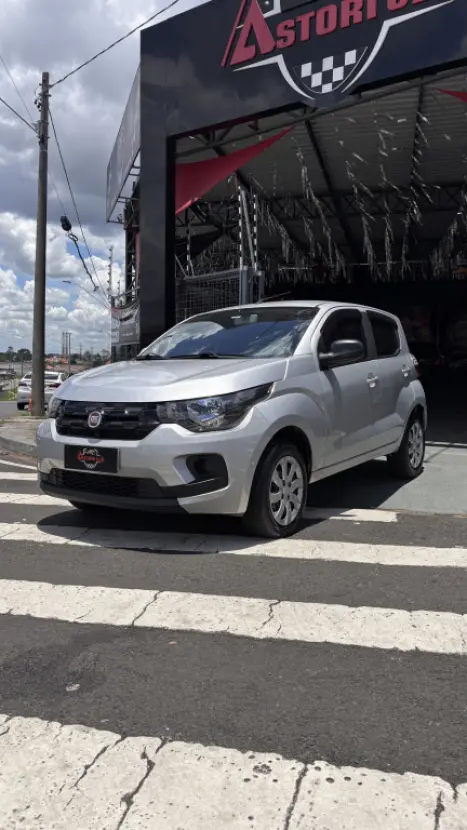 FIAT Mobi 1.0 4P FLEX DRIVE FIRE FLY, Foto 1