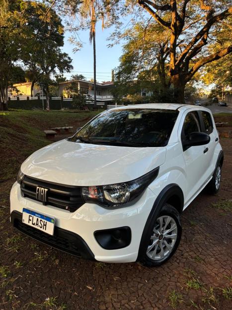 FIAT Mobi 1.0 4P FLEX EVO LIKE, Foto 2