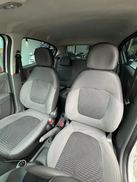 FIAT Palio 1.0 4P FLEX ATTRACTIVE, Foto 6