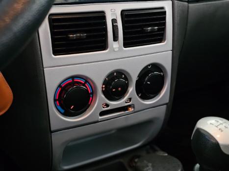 FIAT Palio 1.4 4P ELX 30 ANOS FLEX, Foto 9