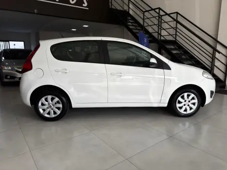 FIAT Palio 1.4 4P FLEX ATTRACTIVE, Foto 3 FIAT Palio 1.4 4P FLEX ATTRACTIVE, Foto 3