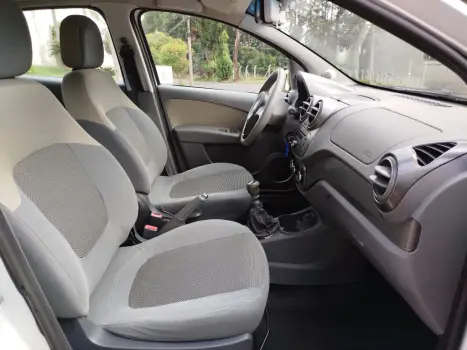 FIAT Palio 1.6 16V 4P FLEX ESSENCE, Foto 11