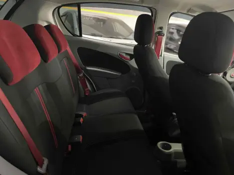 FIAT Palio 1.6 16V 4P, Foto 9