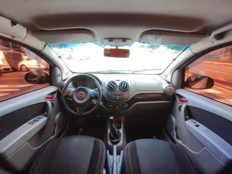 FIAT Palio 1.6 16V 4P FLEX SPORTING, Foto 5