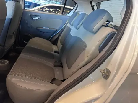 FIAT Palio 1.6 16V 4P FLEX ESSENCE, Foto 8