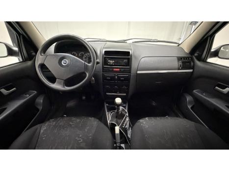 FIAT Palio 1.8 4P HLX, Foto 10