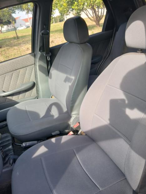 FIAT Palio 1.8 4P HLX, Foto 3