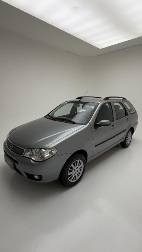 FIAT Palio Weekend 1.8 4P HLX, Foto 1