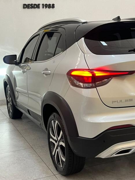 FIAT Pulse 1.0 12V 4P FLEX 200 IMPETUS TURBO AUTOM�TICO CVT, Foto 12