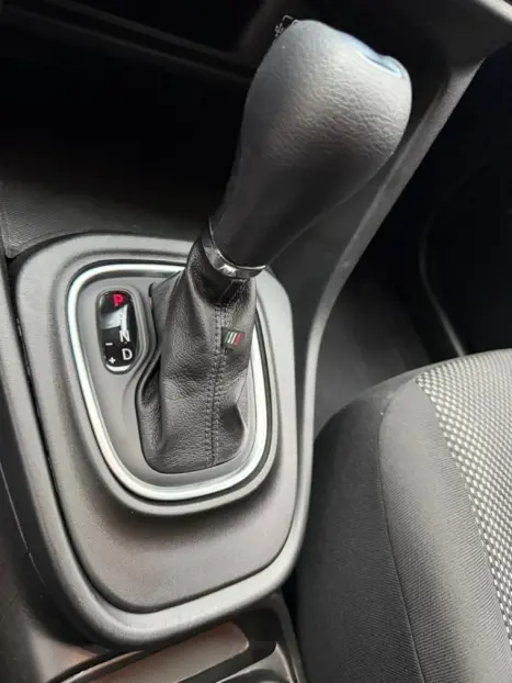 FIAT Pulse 1.0 12V 4P FLEX 200 DRIVE TURBO AUTOM�TICO CVT, Foto 13