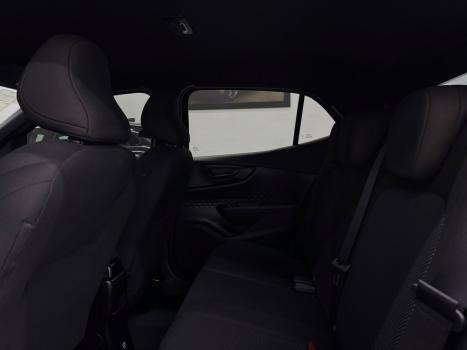 FIAT Pulse 1.0 12V 4P FLEX 200 DRIVE TURBO AUTOM�TICO CVT, Foto 12