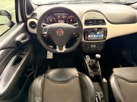 FIAT Punto 1.4 16V 4P T-JET TURBO, Foto 3