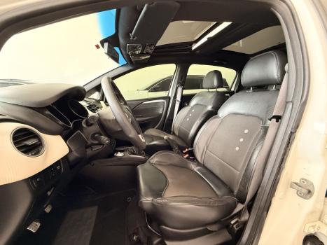 FIAT Punto 1.4 16V 4P T-JET TURBO, Foto 4