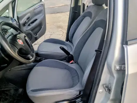 FIAT Punto 1.4 4P ATTRACTIVE FLEX, Foto 12