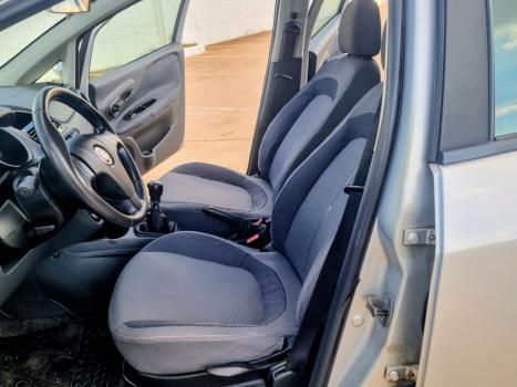 FIAT Punto 1.4 4P ATTRACTIVE FLEX, Foto 15