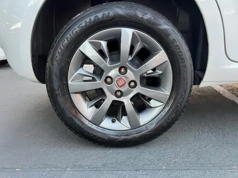 FIAT Punto 1.4 4P ATTRACTIVE FLEX, Foto 8