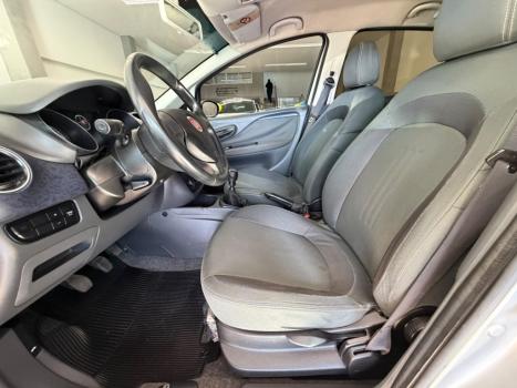 FIAT Punto 1.4 4P ATTRACTIVE FLEX, Foto 14