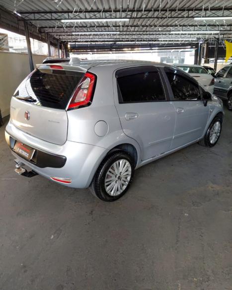 FIAT Punto 1.4 4P ATTRACTIVE FLEX, Foto 4