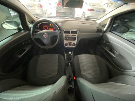 FIAT Punto 1.4 4P ELX FLEX, Foto 2
