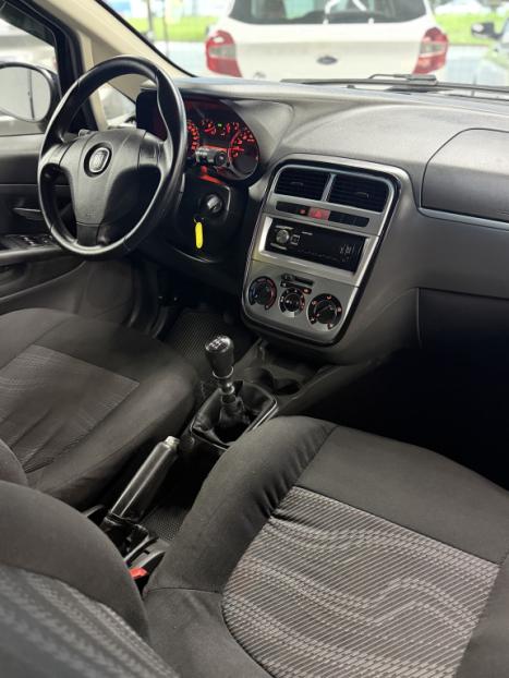 FIAT Punto 1.4 4P ELX FLEX, Foto 12