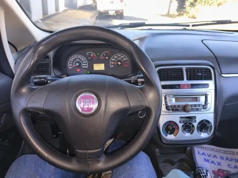 FIAT Punto 1.4 4P FLEX ATTRACTIVE ITALIA, Foto 9