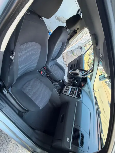 FIAT Punto 1.4 4P FLEX ATTRACTIVE ITALIA, Foto 11