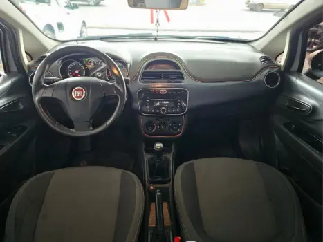 FIAT Punto 1.4 4P FLEX ATTRACTIVE ITALIA, Foto 6