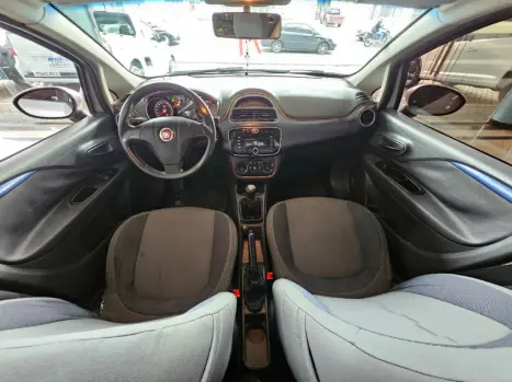 FIAT Punto 1.4 4P FLEX ATTRACTIVE ITALIA, Foto 7