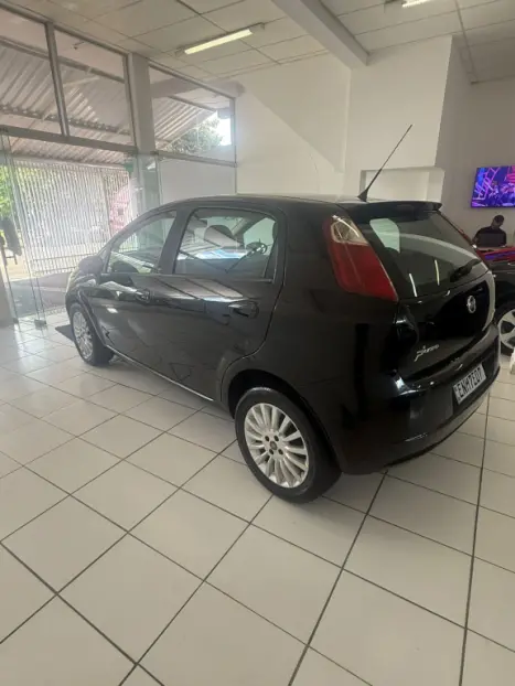 FIAT Punto 1.4 4P HLX FLEX, Foto 4