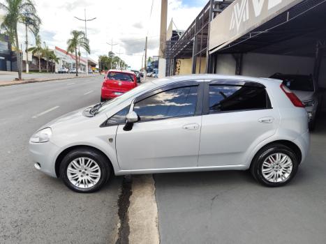 FIAT Punto 1.4 FLEX 4P, Foto 14
