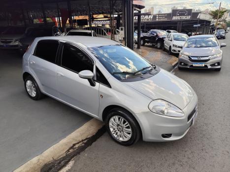FIAT Punto 1.4 FLEX 4P, Foto 4