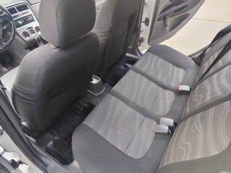 FIAT Punto 1.4 FLEX 4P, Foto 11