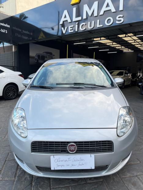 FIAT Punto 1.4 FLEX 4P, Foto 3