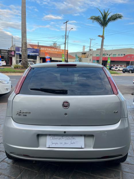 FIAT Punto 1.4 FLEX 4P, Foto 5
