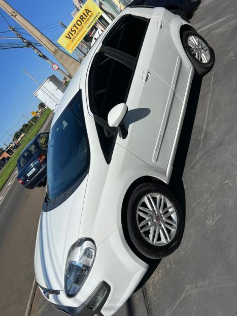 FIAT Punto 1.6 16V 4P ESSENCE FLEX, Foto 6