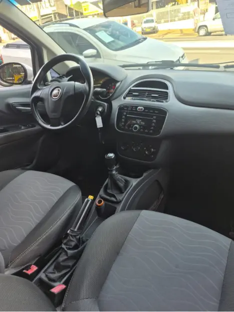 FIAT Punto 1.6 16V 4P ESSENCE FLEX, Foto 8